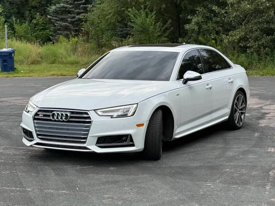 2018 Audi S4 Base Prestige photo 1