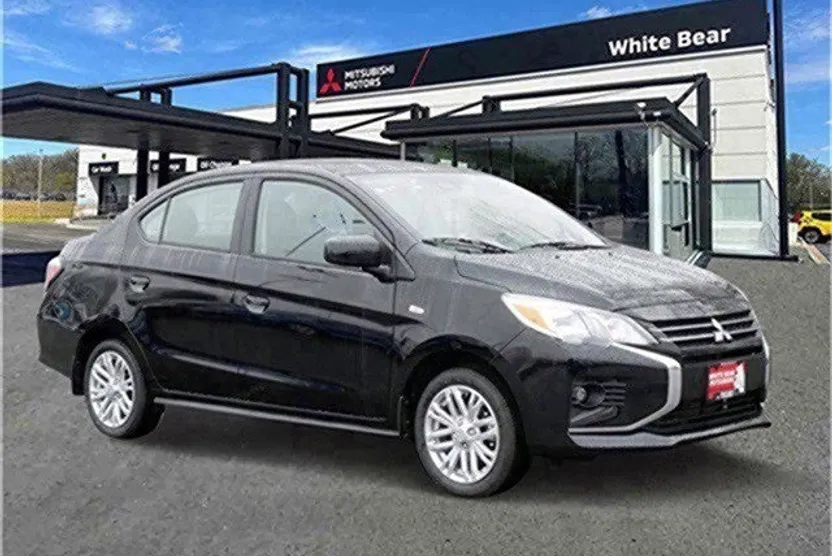 2024 Mitsubishi Mirage G4 LE photo 1