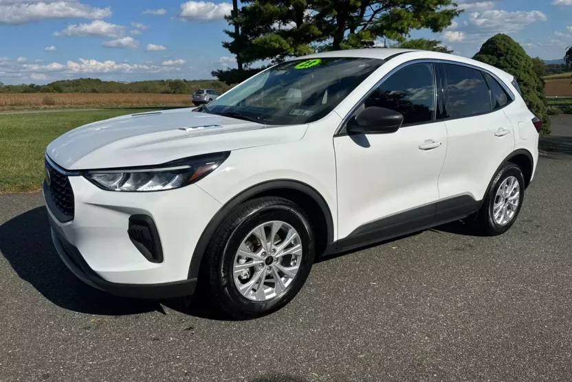 2023 Ford Escape Active photo 1