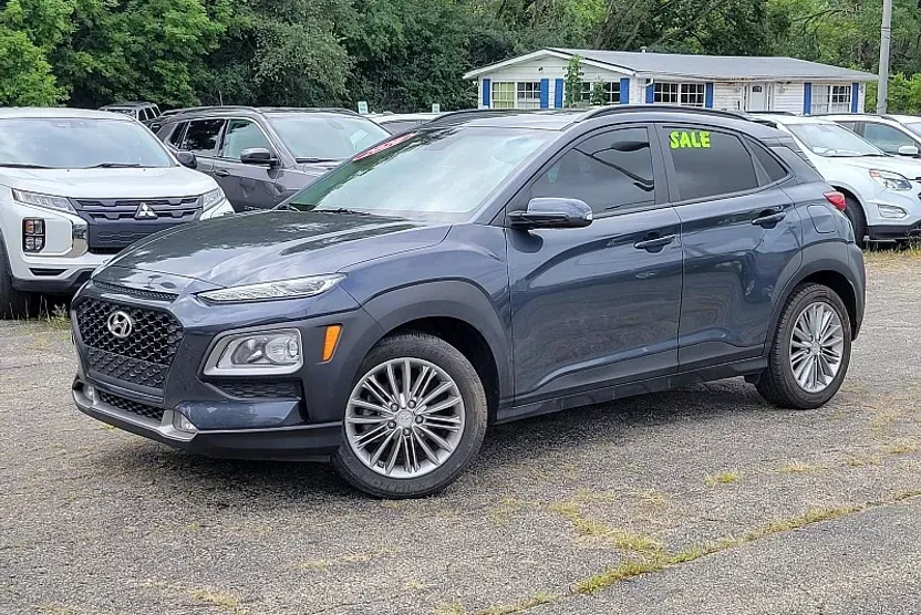 2020 Hyundai Kona SEL Plus photo 1
