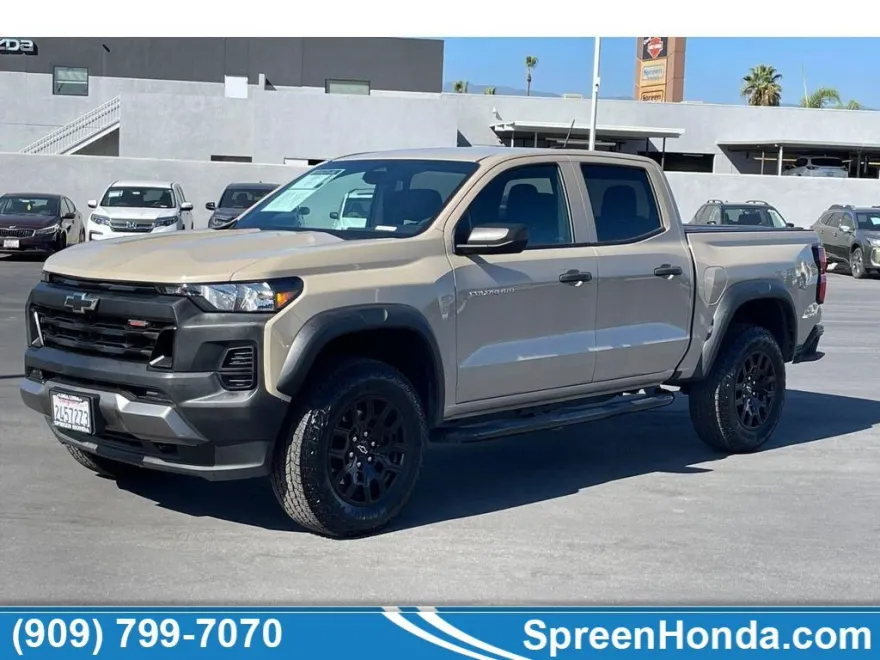 2024 Chevrolet Colorado Trail Boss photo 1
