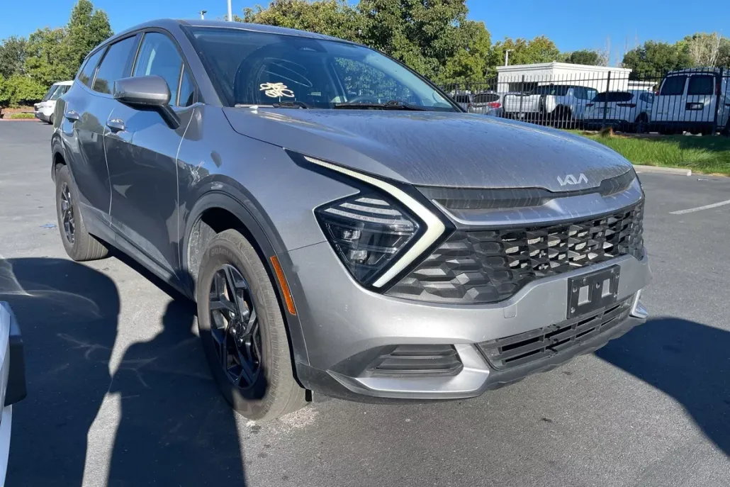 2024 Kia Sportage LX photo 1