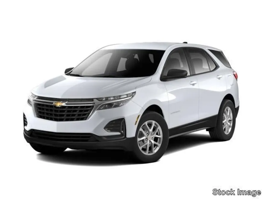 2023 Chevrolet Equinox LS photo 1