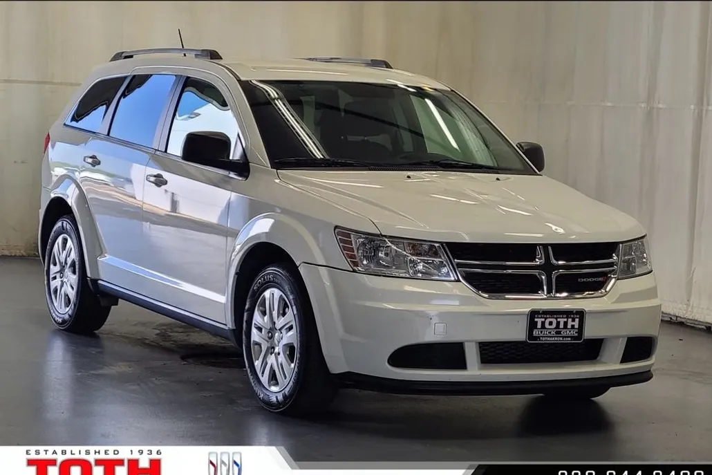 2017 Dodge Journey SE photo 1