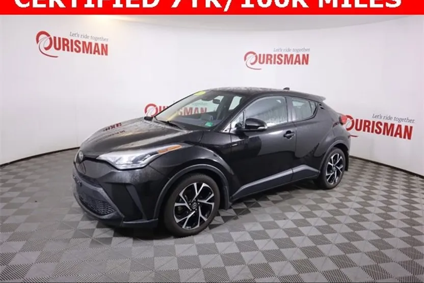 2021 Toyota C-HR XLE photo 1
