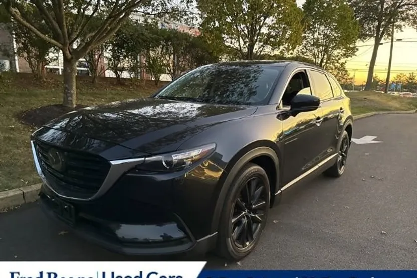 2023 Mazda CX-9 Touring photo 1