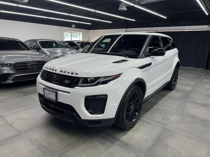 2019 Land Rover Range Rover Evoque HSE Dynamic photo 1