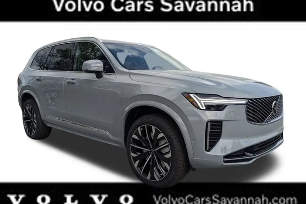 2025 Volvo XC90 T8 Plus photo 1