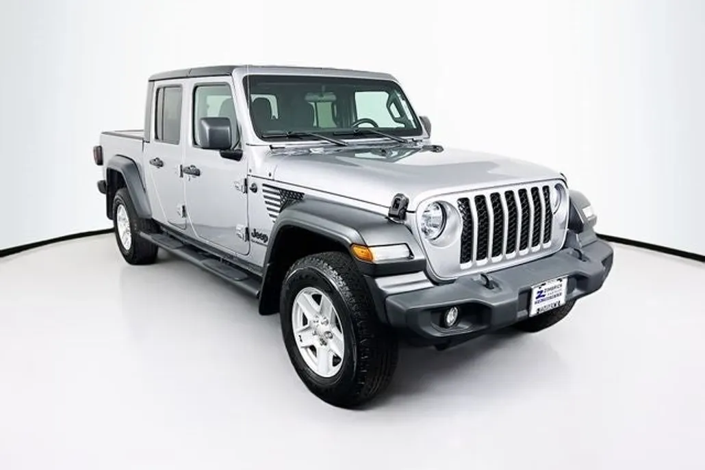 2020 Jeep Gladiator Sport S photo 1
