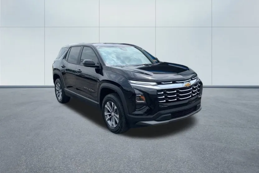 2026 Chevrolet Equinox LT photo 1