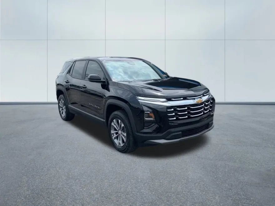 2026 Chevrolet Equinox LT photo 1