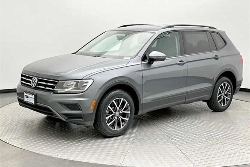 2021 Volkswagen Tiguan S photo 1