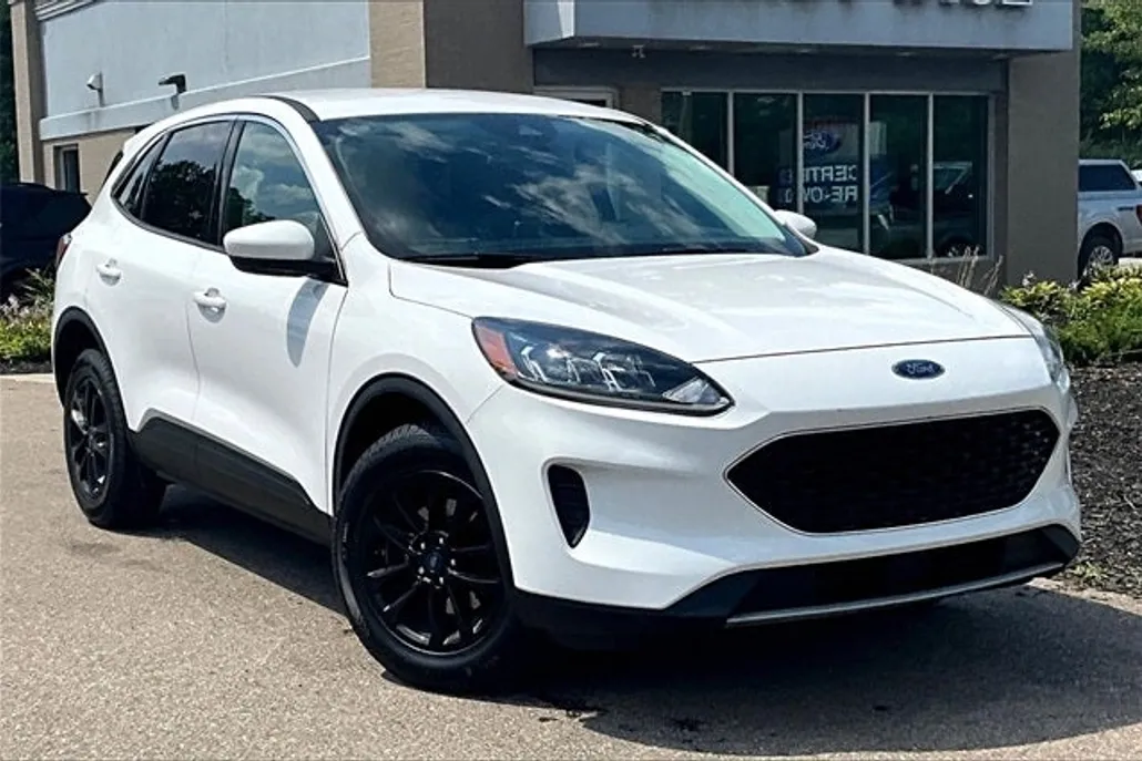 2021 Ford Escape SE photo 1