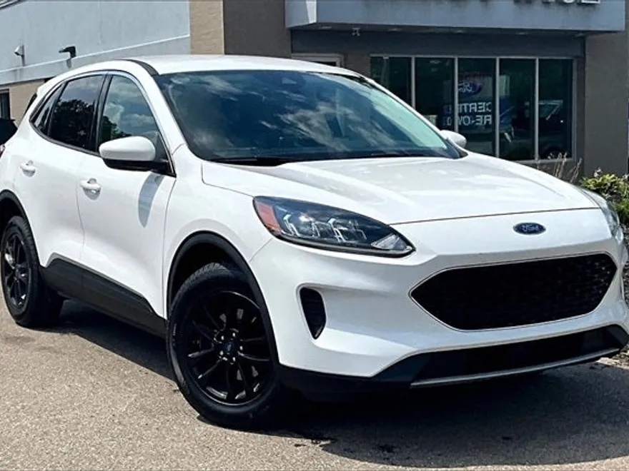 2021 Ford Escape SE photo 1