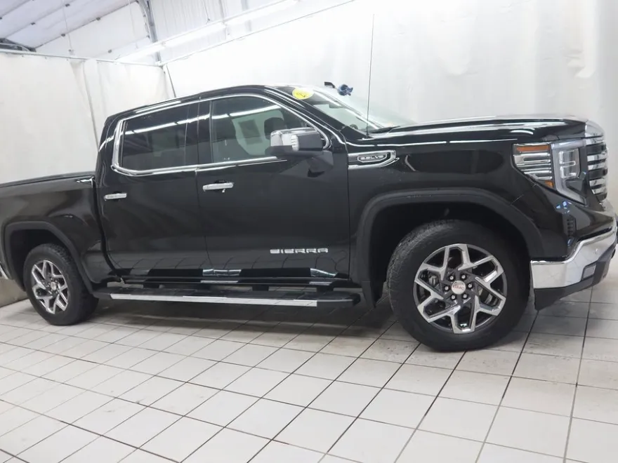 2024 Gmc Sierra 1500 SLT photo 1