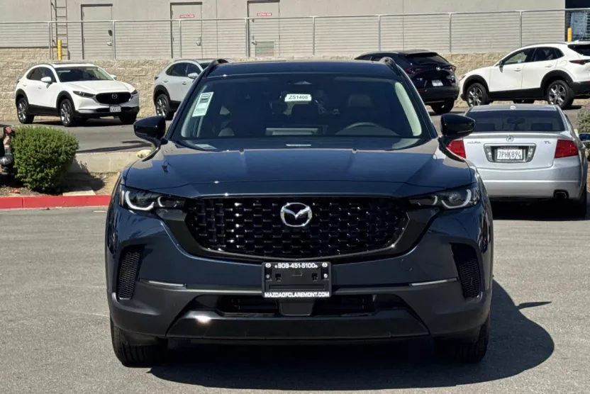 2025 Mazda CX-50 Premium photo 1