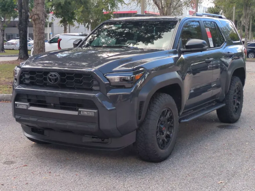 2025 Toyota 4Runner TRD Off-Road Premium photo 1