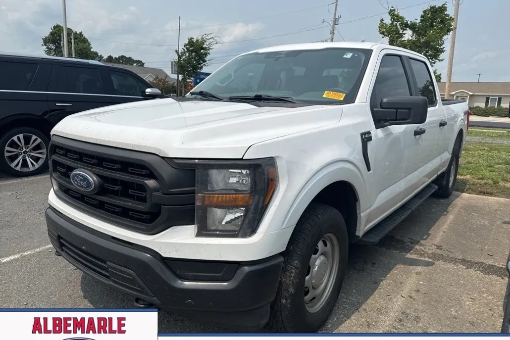 2023 Ford F-150 XL photo 1