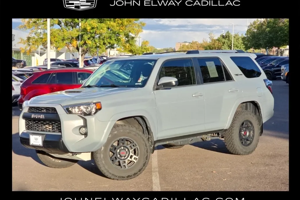 2017 Toyota 4Runner TRD Pro photo 1