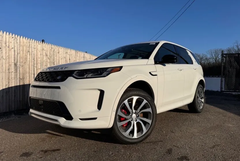 2025 Land Rover Discovery Sport S photo 1