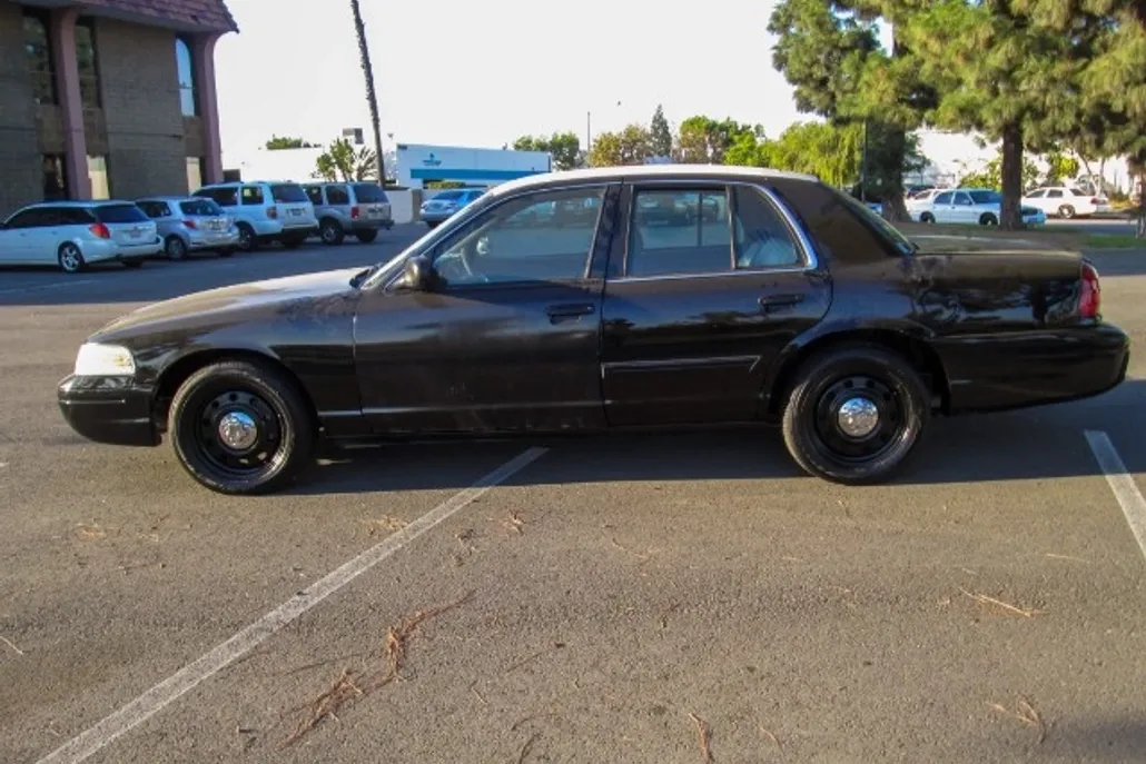 2011 Ford Crown Victoria Police Interceptor photo 1