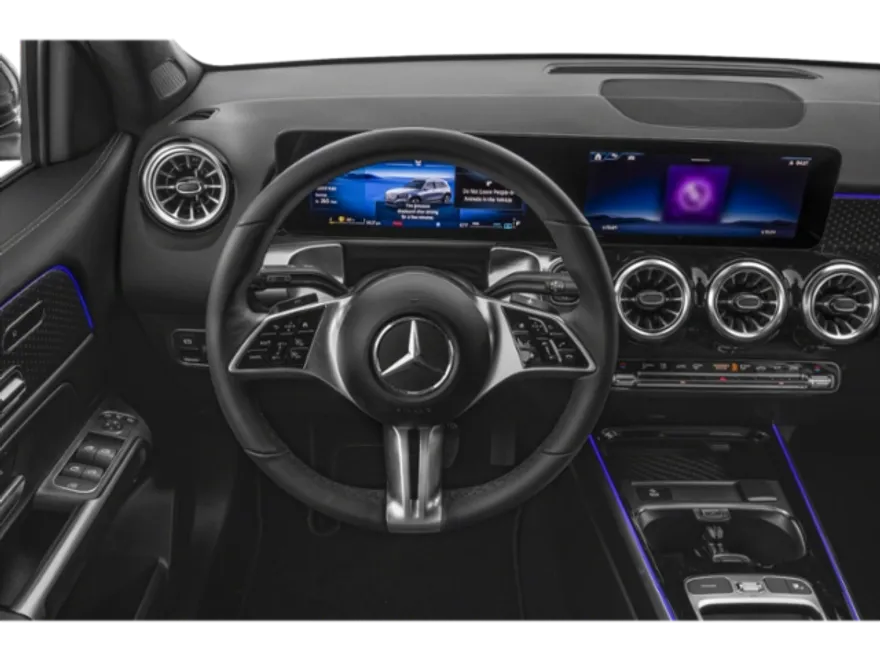 2025 Mercedes Benz GLB 250 photo 3