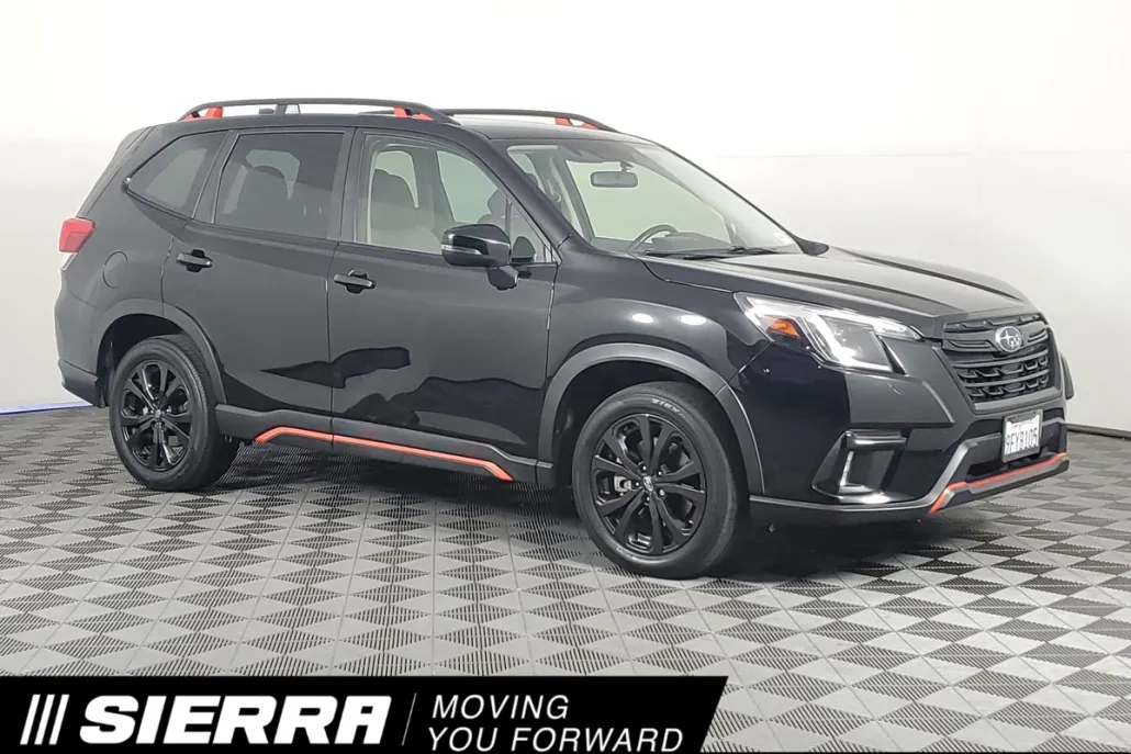 2023 Subaru Forester Sport photo 1
