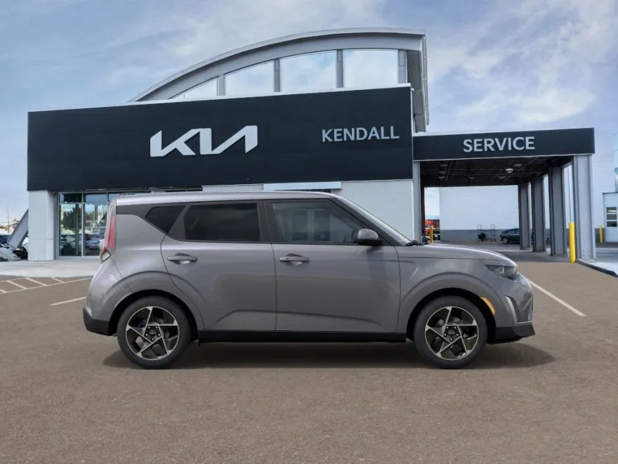 2025 Kia Soul EX photo 1