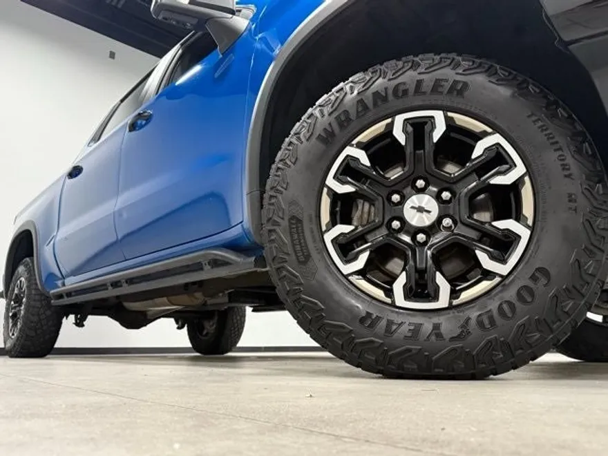 2022 Chevrolet Silverado 1500 ZR2 photo 1