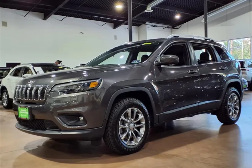 2019 Jeep Cherokee Latitude photo 1