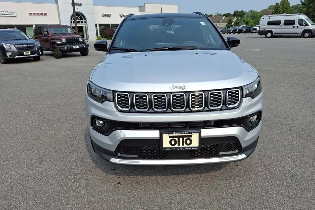 2025 Jeep Compass Limited photo 1