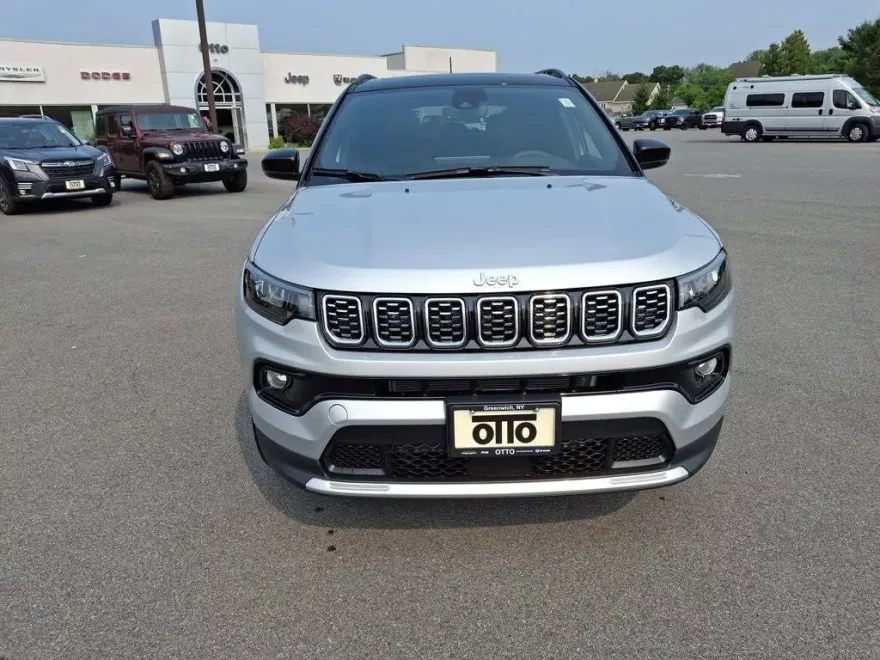 2025 Jeep Compass Limited photo 1