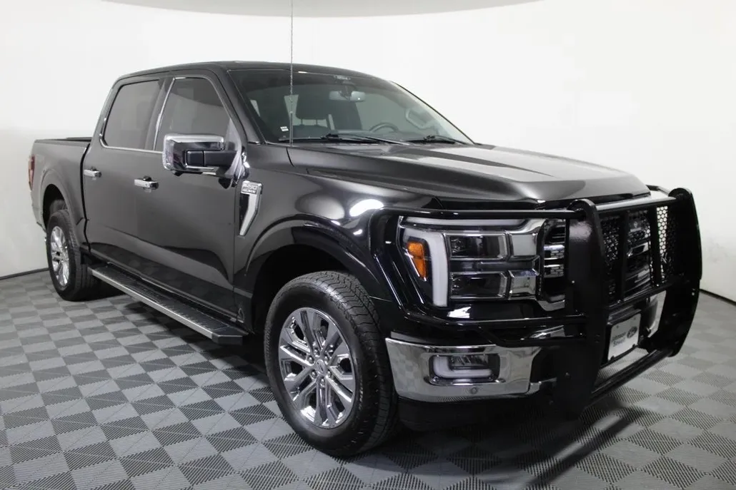2024 Ford F-150 Lariat photo 1