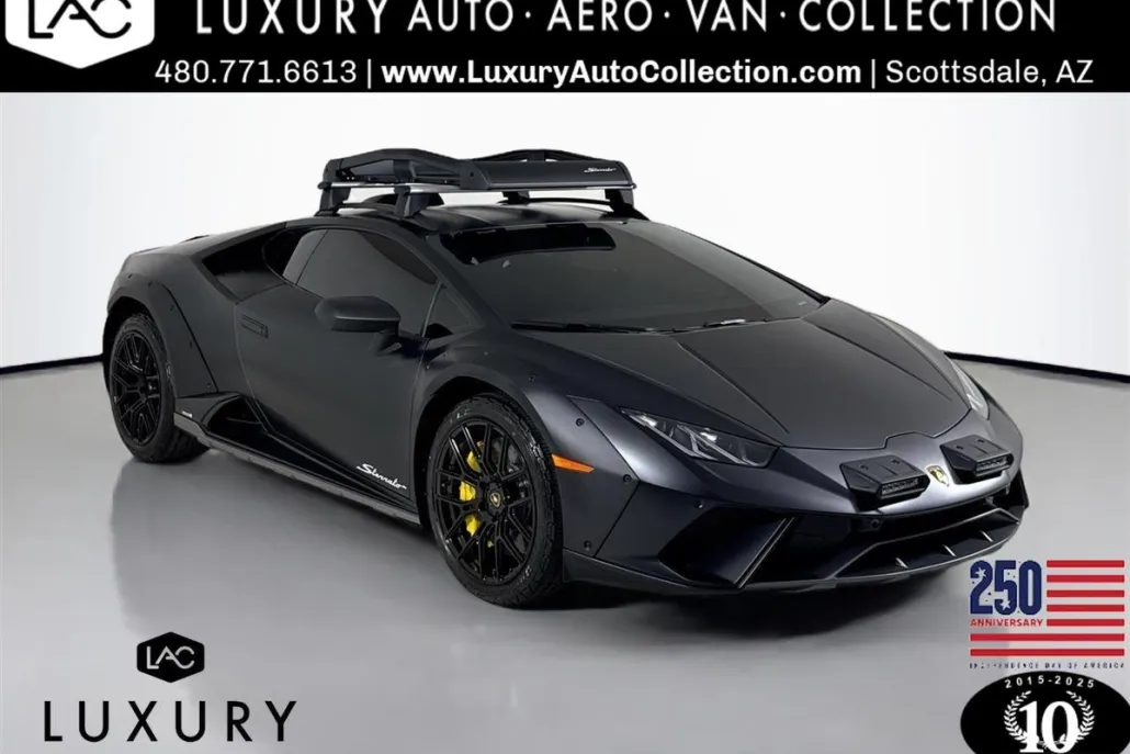 2024 Lamborghini Huracan Sterrato photo 1