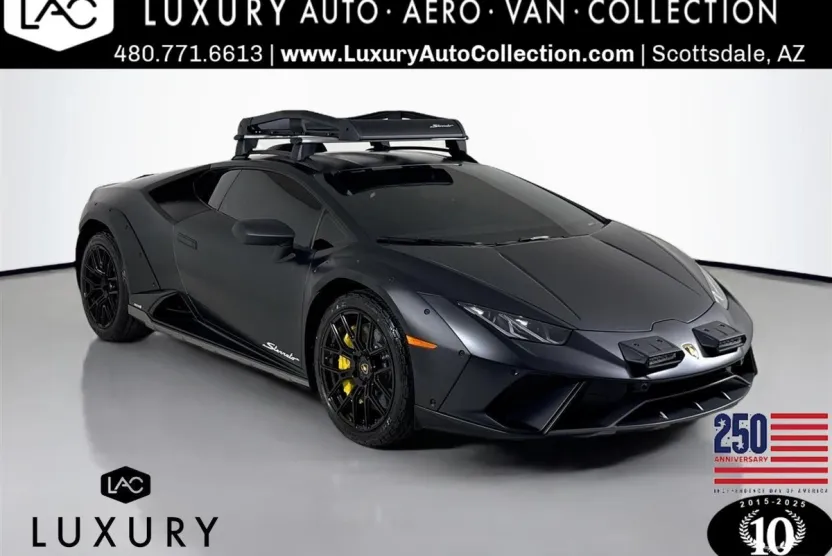 2024 Lamborghini Huracan Sterrato photo 1