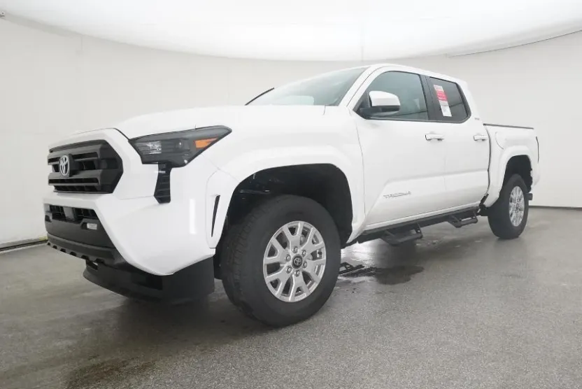 2025 Toyota Tacoma SR5 Double Cab photo 1