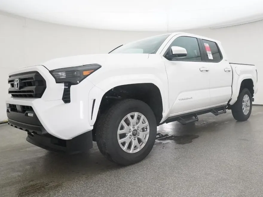 2025 Toyota Tacoma SR5 Double Cab photo 1