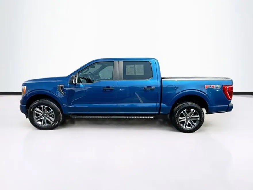 2022 Ford F-150 XL photo 1