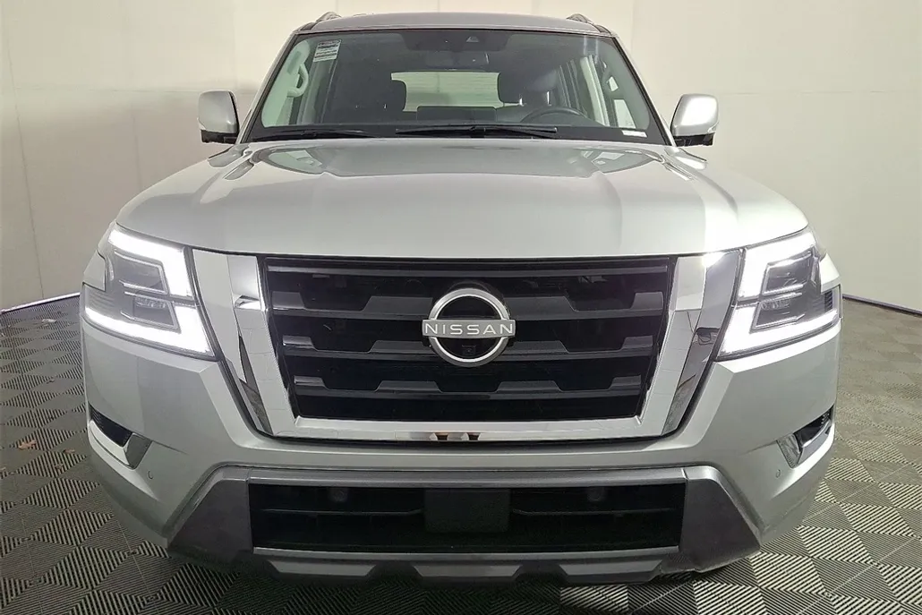 2024 Nissan Armada SL photo 1