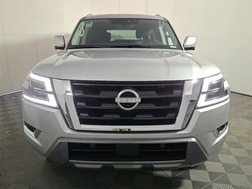 2024 Nissan Armada SL photo 1