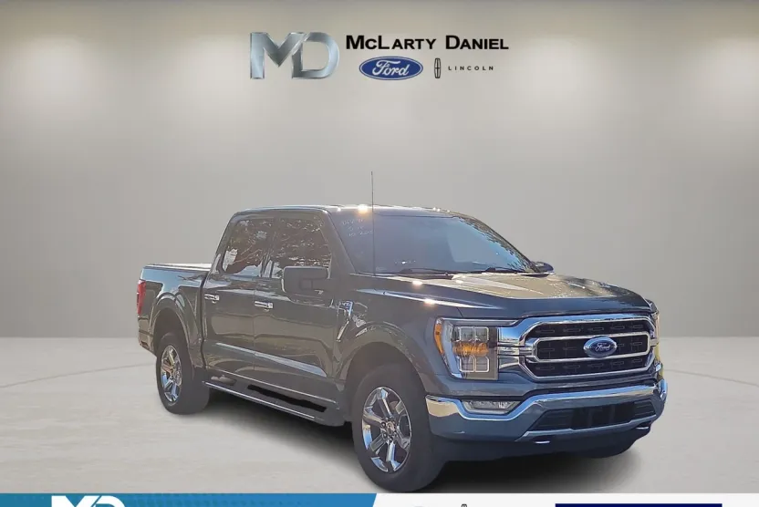 2021 Ford F-150 XLT photo 1