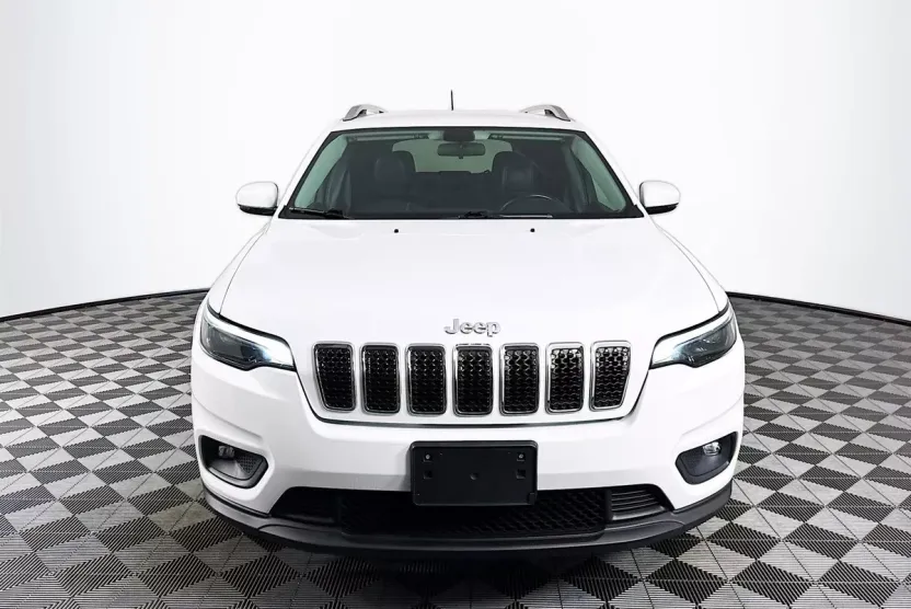2019 Jeep Cherokee Latitude photo 1