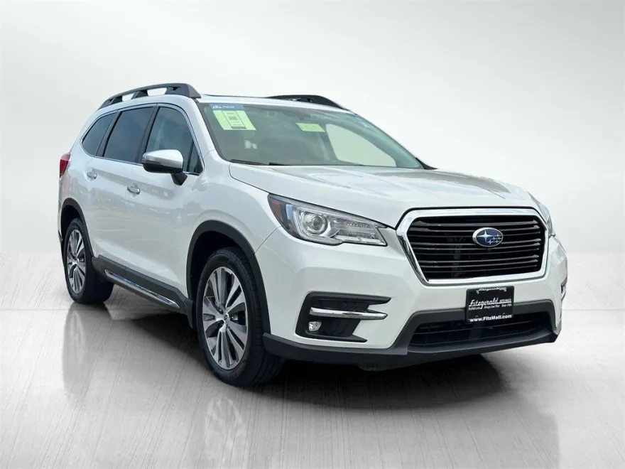 2020 Subaru Ascent Touring photo 1