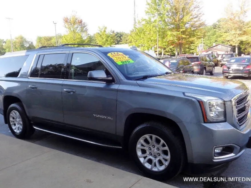 2019 Gmc Yukon XL SLT photo 1