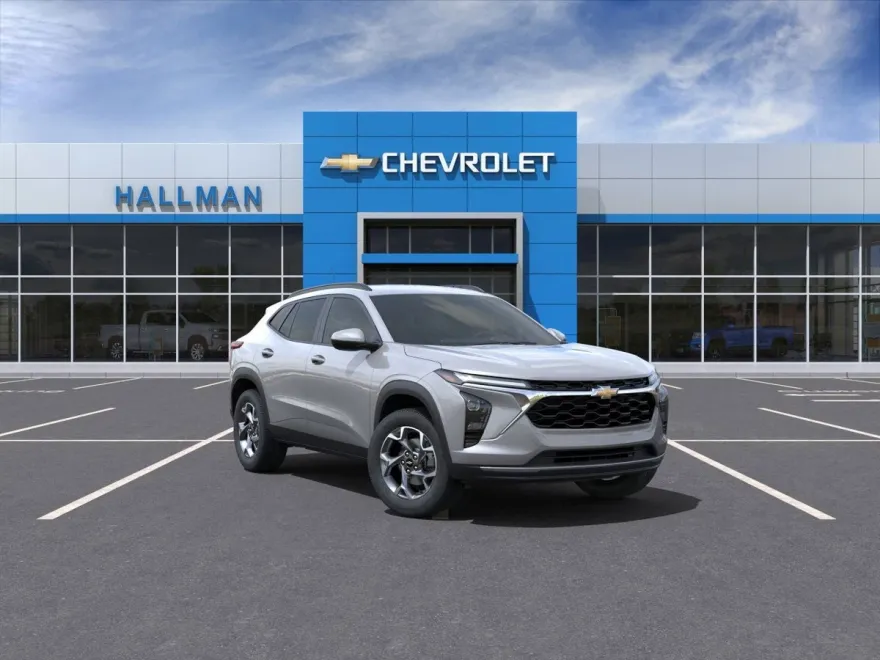 2024 Chevrolet Trax LT photo 1