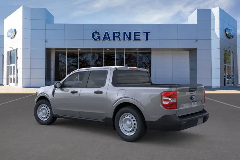 2025 Ford Maverick XL photo 1
