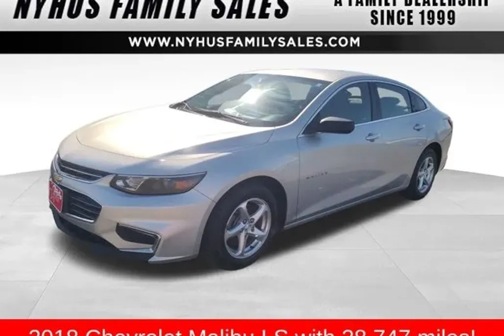 2018 Chevrolet Malibu LS photo 1