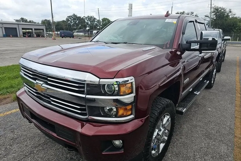 2016 Chevrolet Silverado 2500HD High Country photo 1