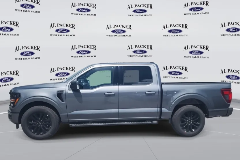 2025 Ford F-150 XLT photo 1