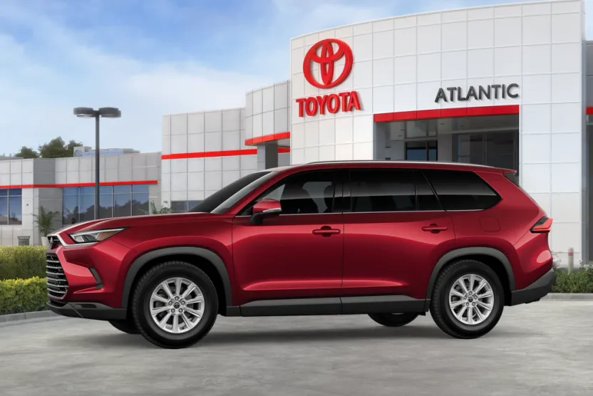 2026 Toyota Grand Highlander XLE photo 1